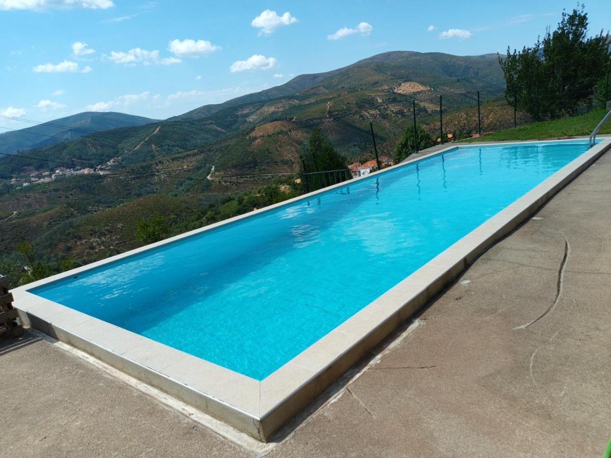 Casa Oliveiras Holiday home Colmeal (Coimbra)
